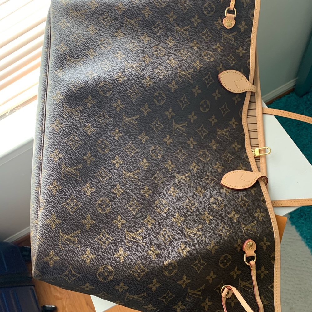 Neverful GM Monogram